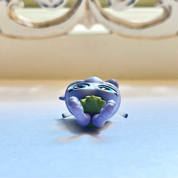 Disney Doorables PRINCESS ATTA A Bug’s Life - Picture 4 of 5